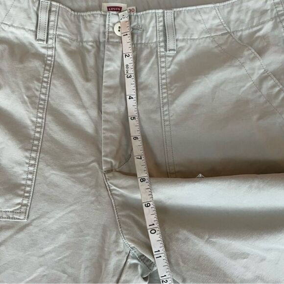 Levi’s khaki pants womens size 30 - Picture 7 of 7